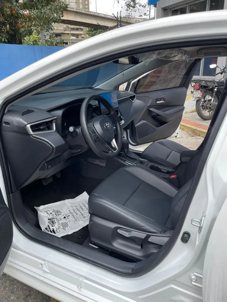 Vista 11 del vehículo: Toyota Corolla