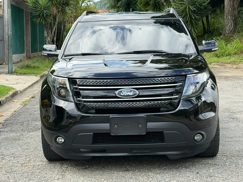 Vista 3 del vehículo: Ford Explorer