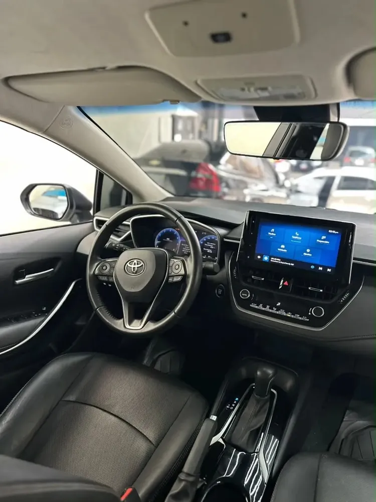 Vista 9 del vehículo: Toyota Corolla