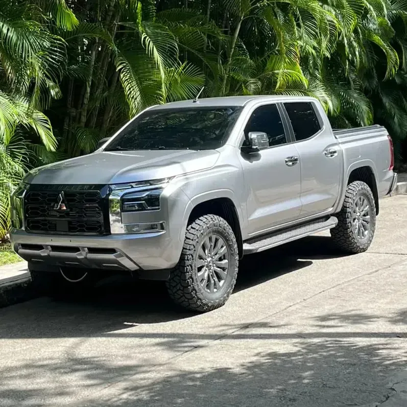 Vista 19 del vehículo: Mitsubishi L200