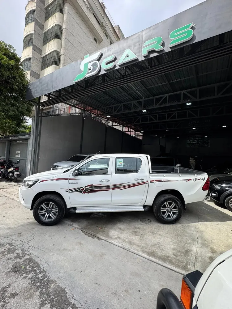 Vista 5 del vehículo: Toyota Hilux