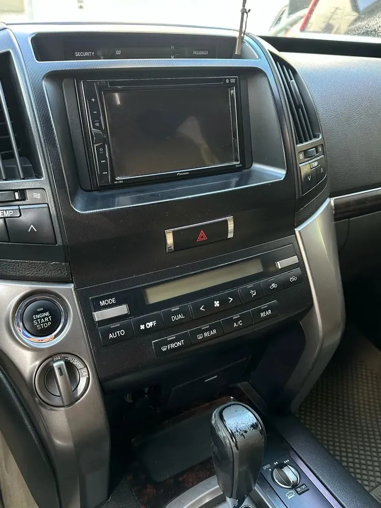 Vista 11 del vehículo: Toyota Land Cruiser