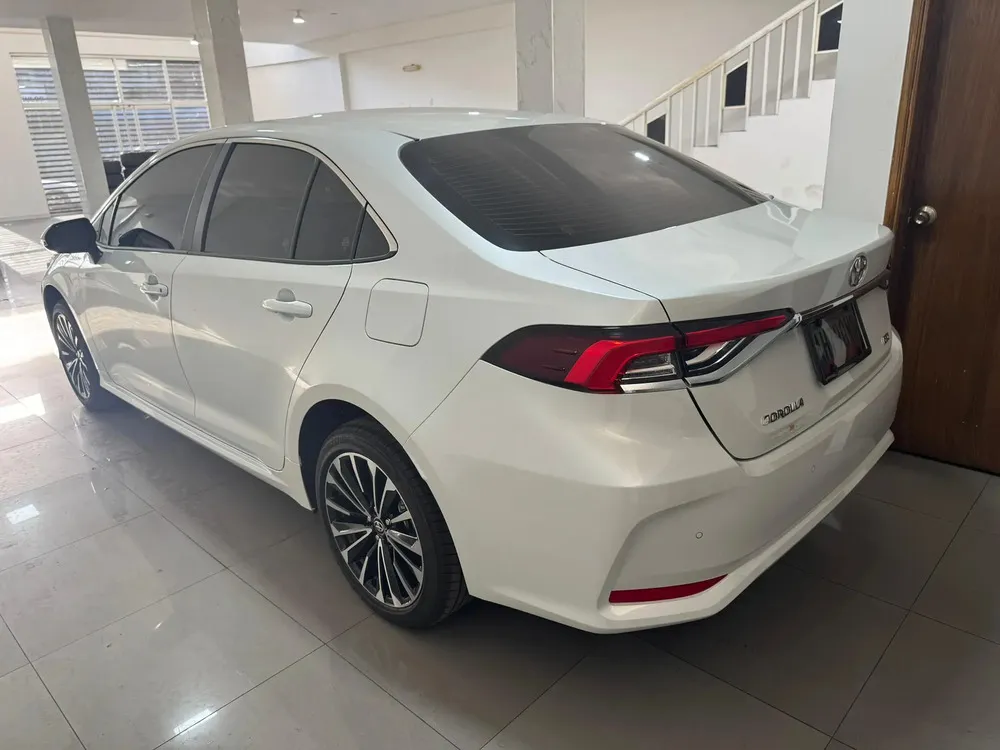 Vista 2 del vehículo: Toyota Corolla