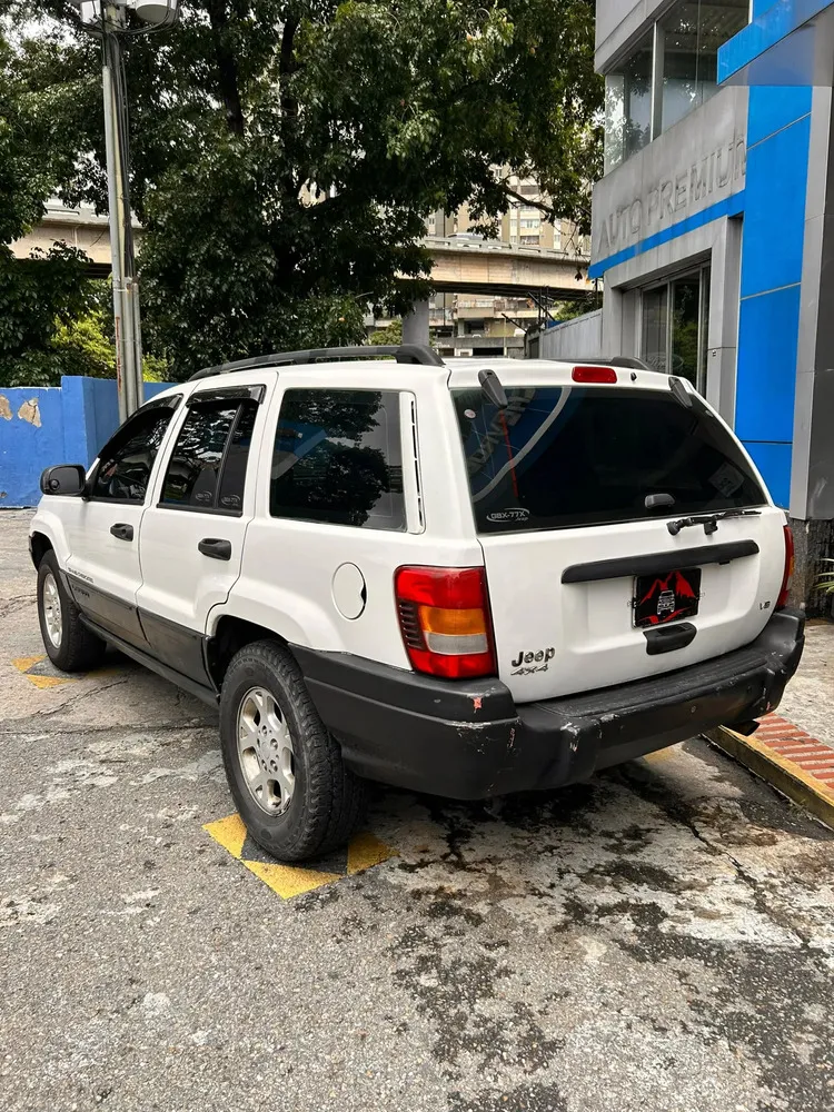 Vista 3 del vehículo: Jeep Grand Cherokee