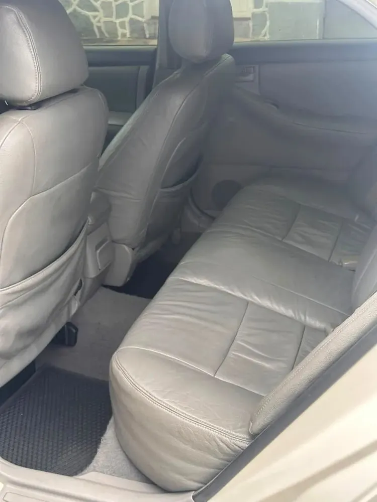 Vista 7 del vehículo: Toyota Corolla