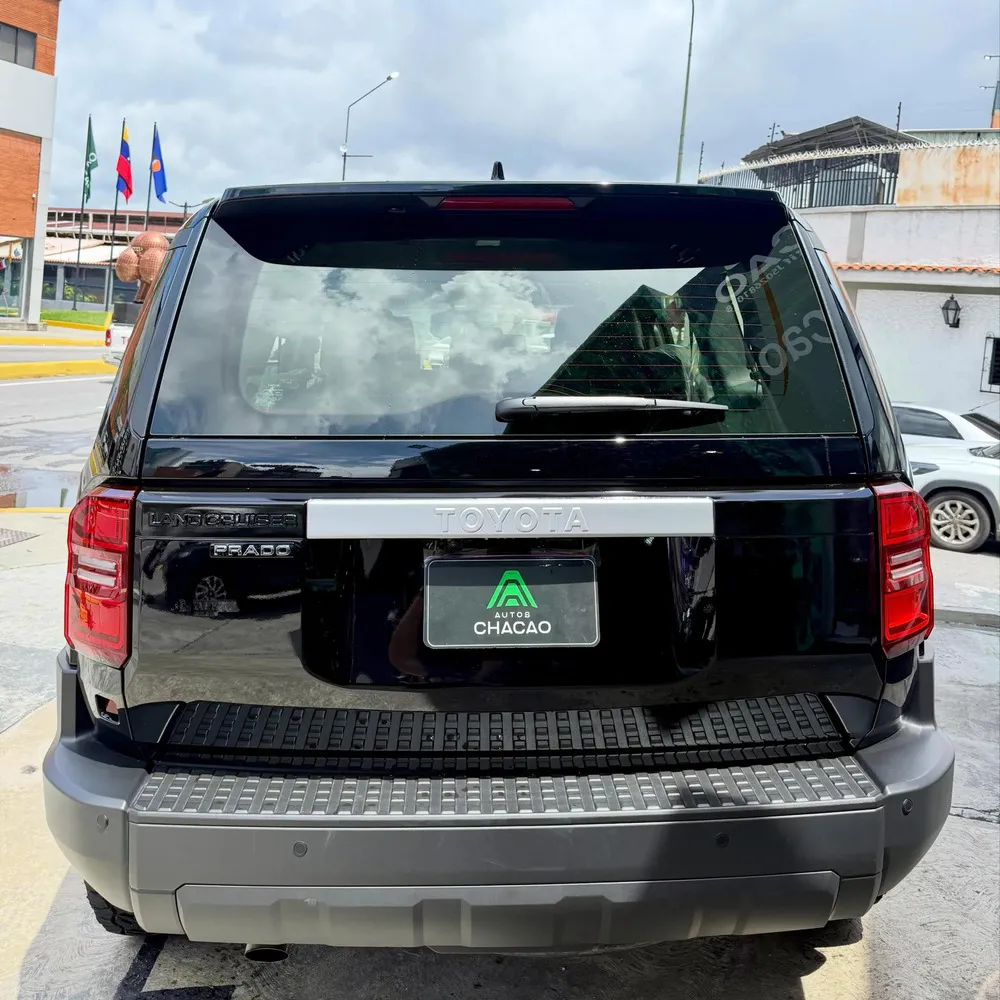 Vista 10 del vehículo: Toyota Land Cruiser