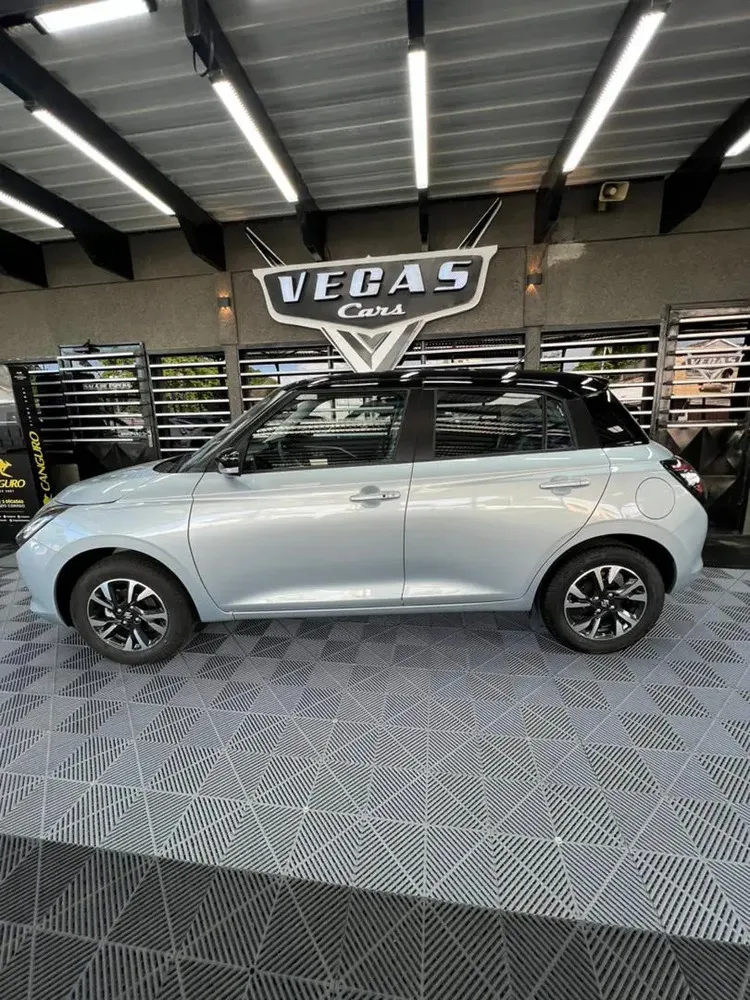 Vista 2 del vehículo: Suzuki Swift