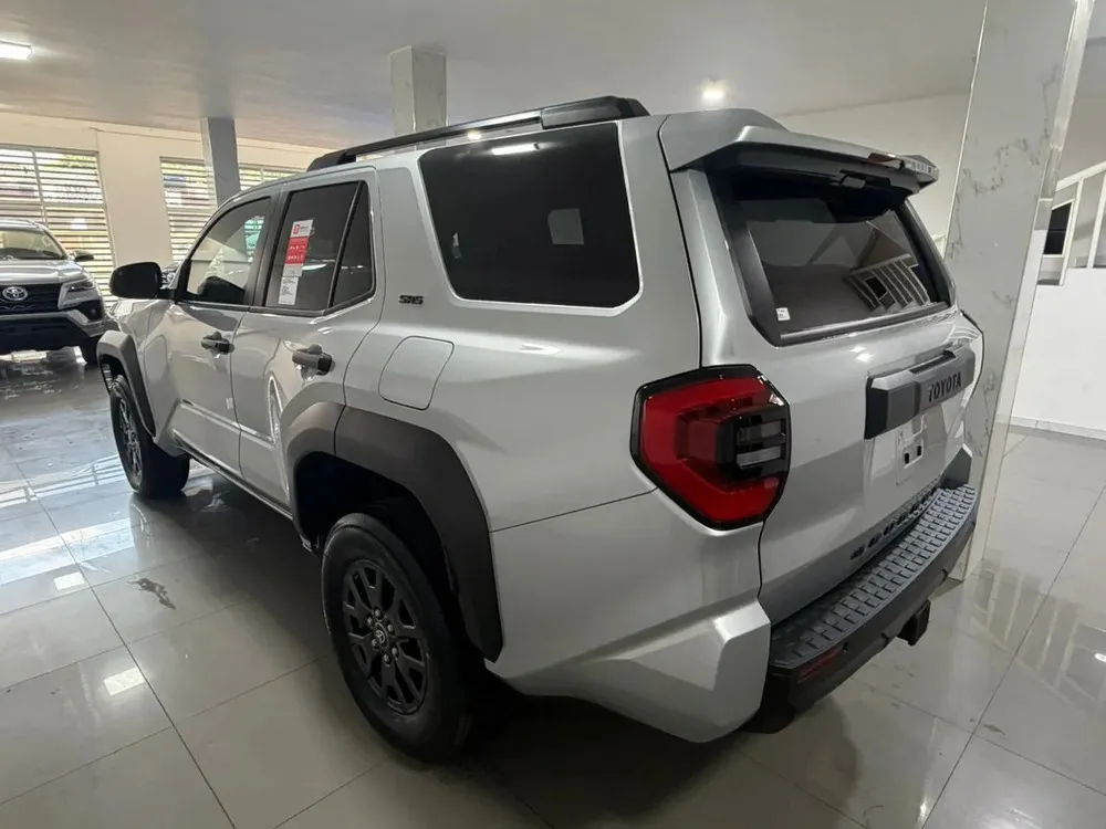 Vista 3 del vehículo: Toyota 4runner