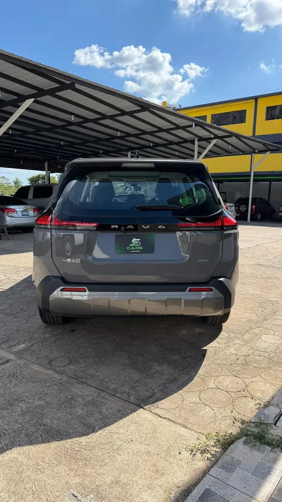 Vista 9 del vehículo: Toyota Rav4