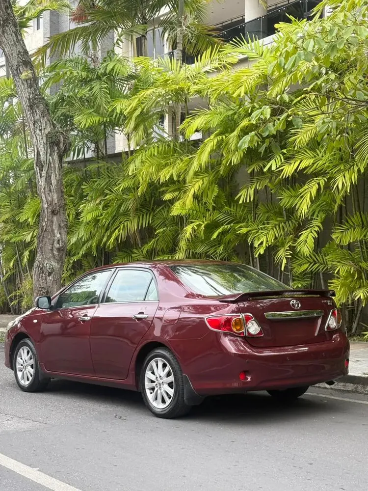 Vista 9 del vehículo: Toyota Corolla