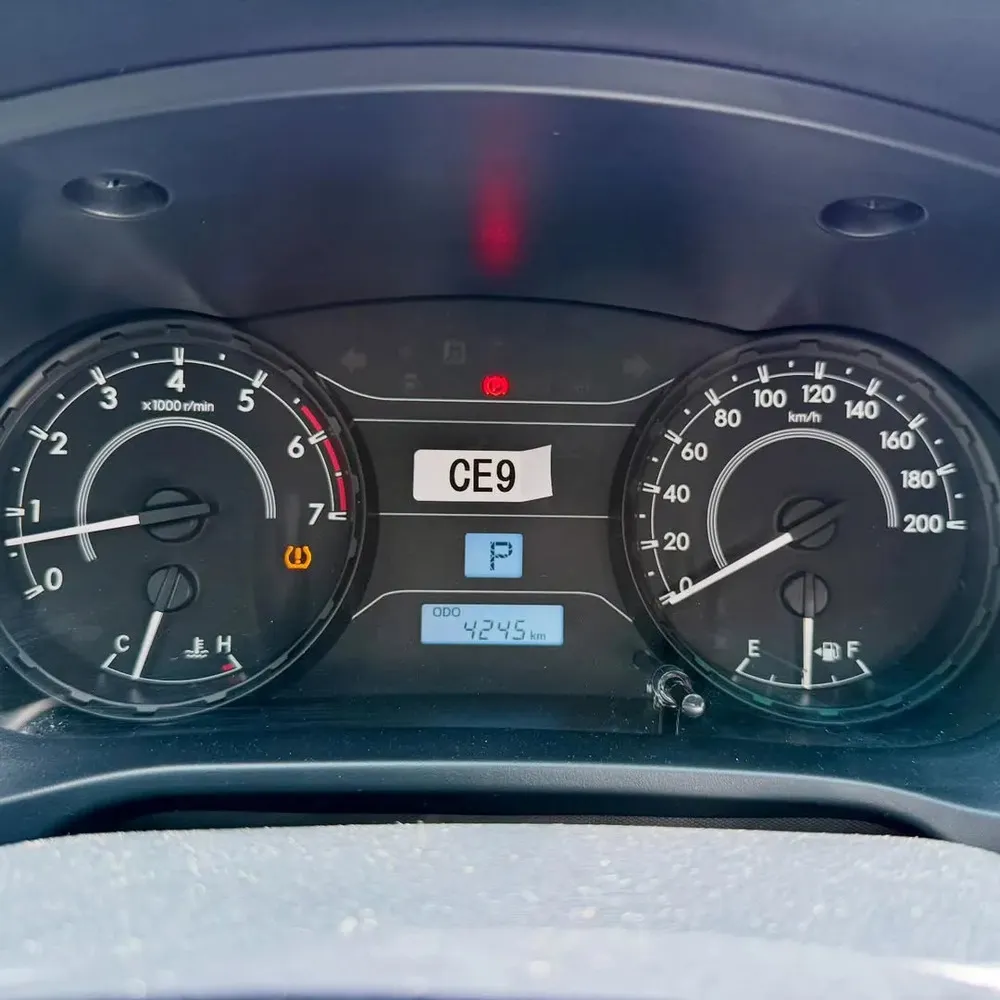 Vista 8 del vehículo: Toyota Hilux