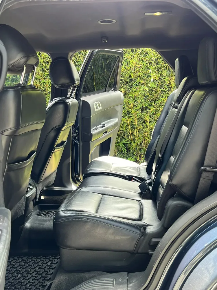 Vista 15 del vehículo: Ford Explorer