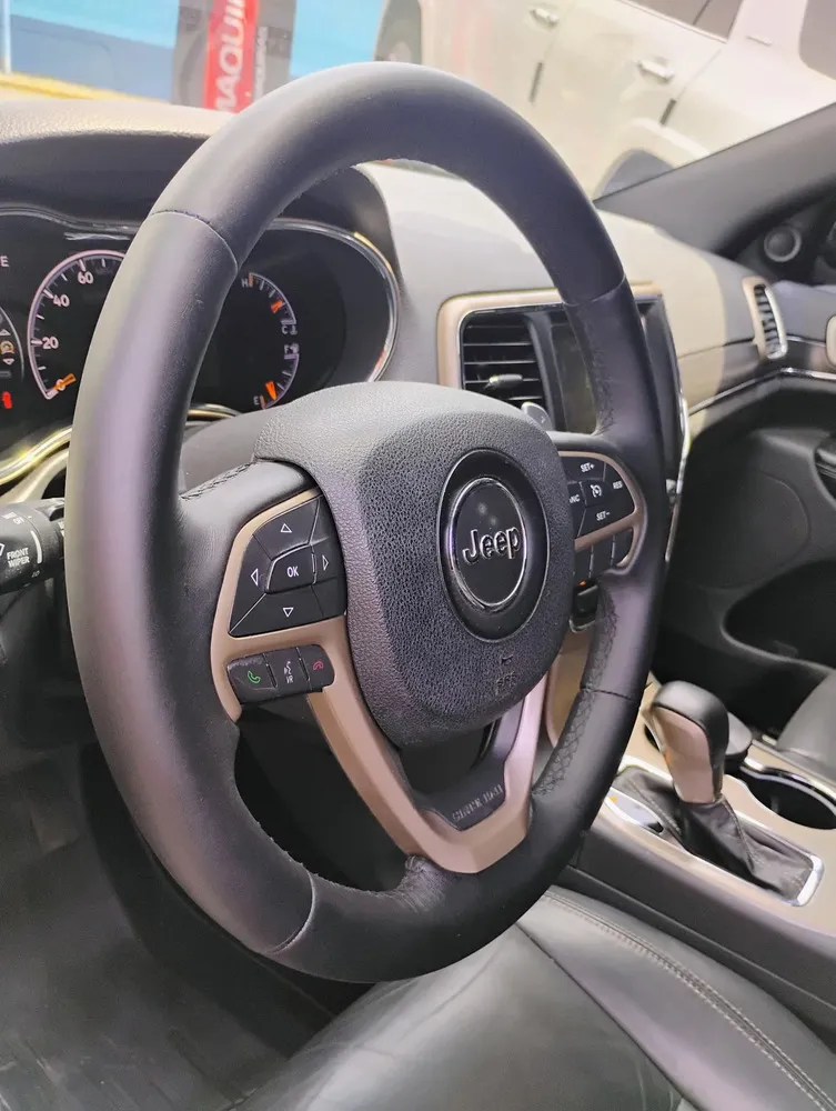 Vista 9 del vehículo: Jeep Grand