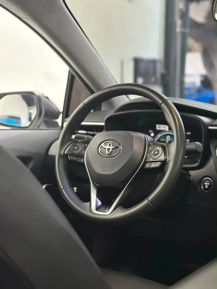 Vista 9 del vehículo: Toyota Corolla