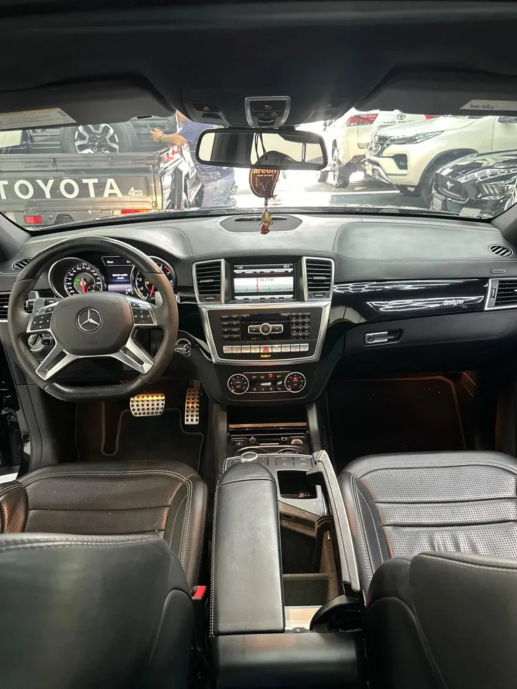 Vista 9 del vehículo: Mercedes Ml63