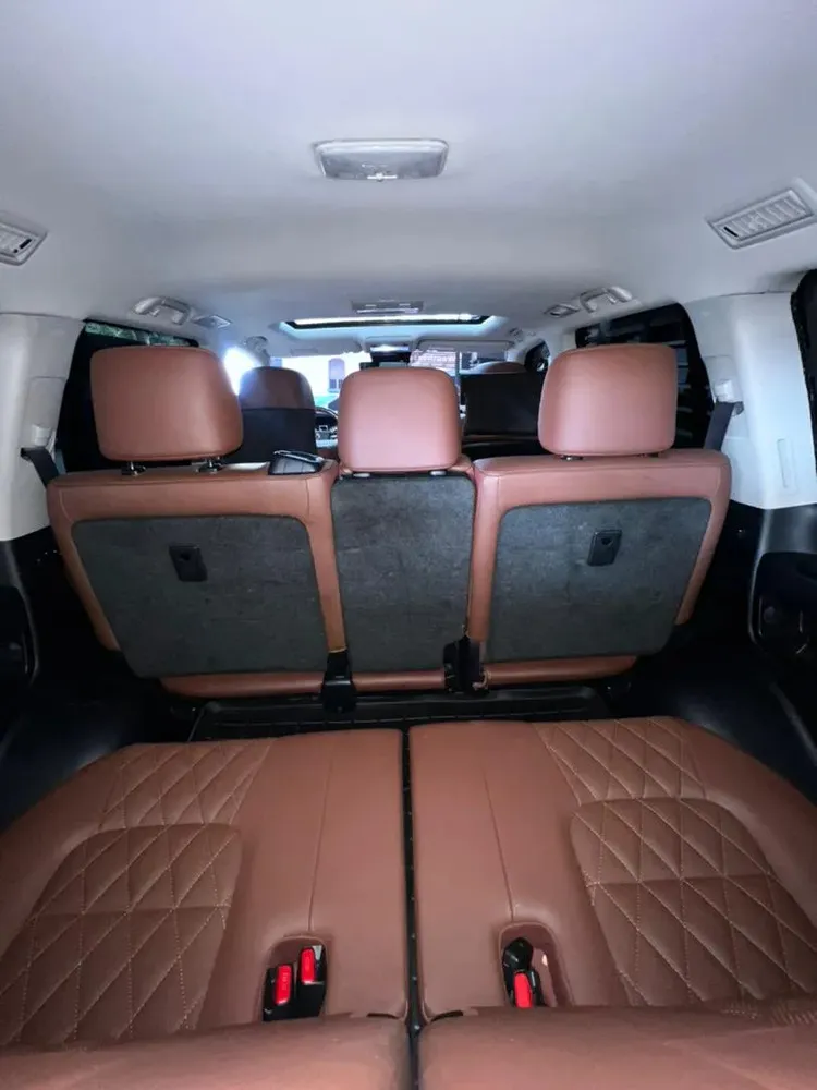 Vista 7 del vehículo: Toyota Land Cruiser