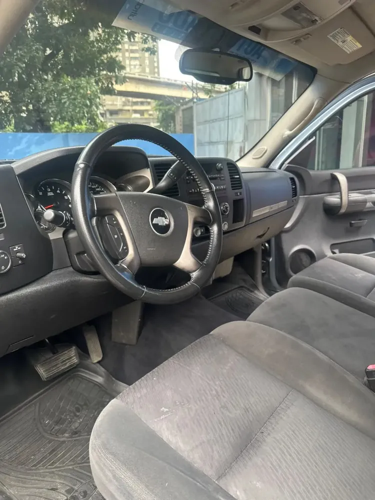 Vista 4 del vehículo: Chevrolet Silverado