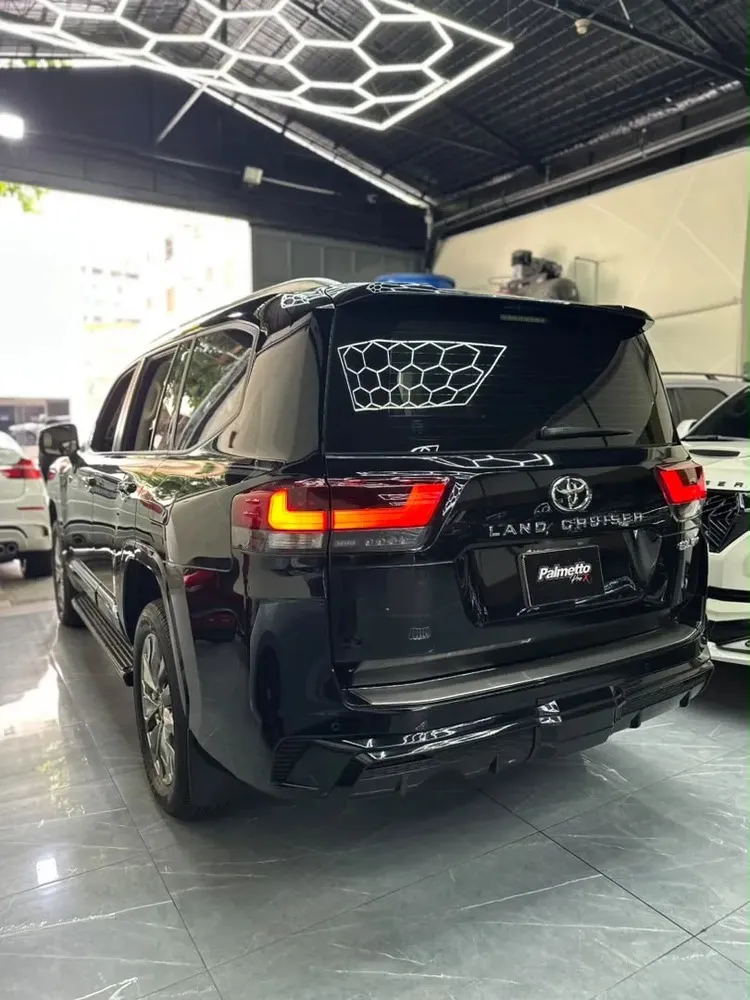 Vista 12 del vehículo: Toyota Lc300