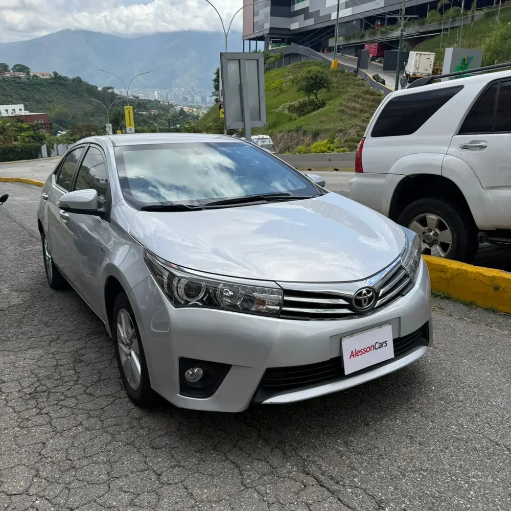 Vista 3 del vehículo: Toyota Corolla