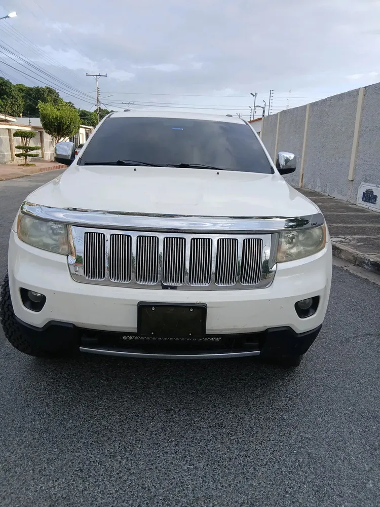 Vista 2 del vehículo: Jeep Grand