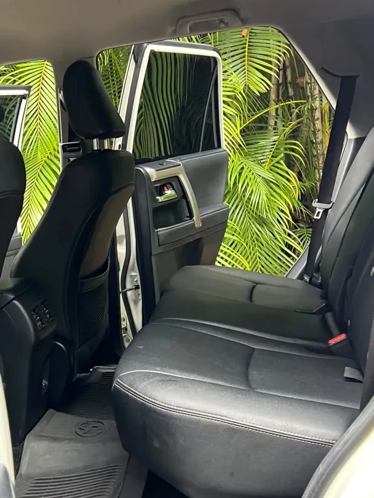 Vista 8 del vehículo: Toyota 4runner