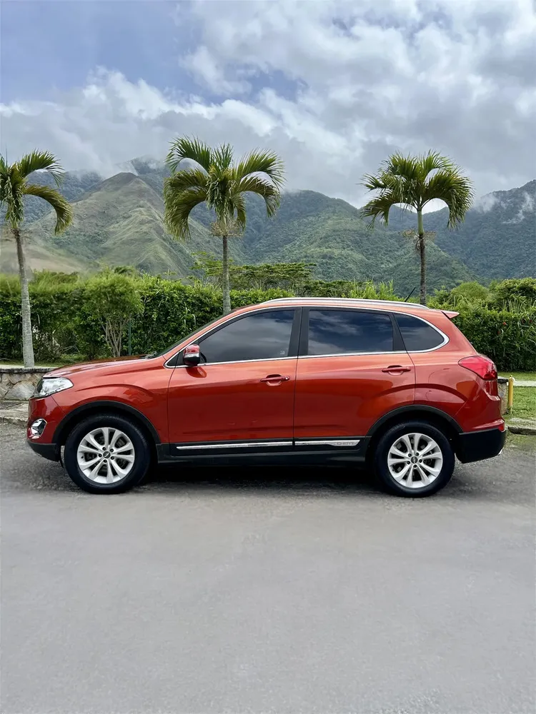 Vista 8 del vehículo: Chery Grand