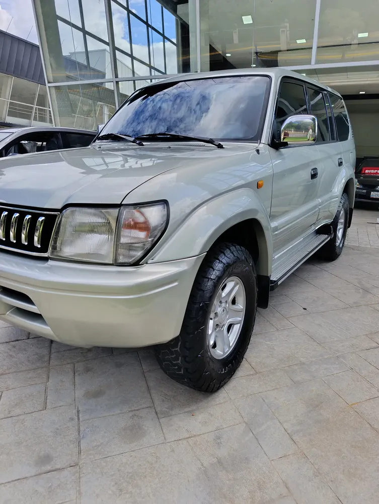 Vista 8 del vehículo: Toyota Prado