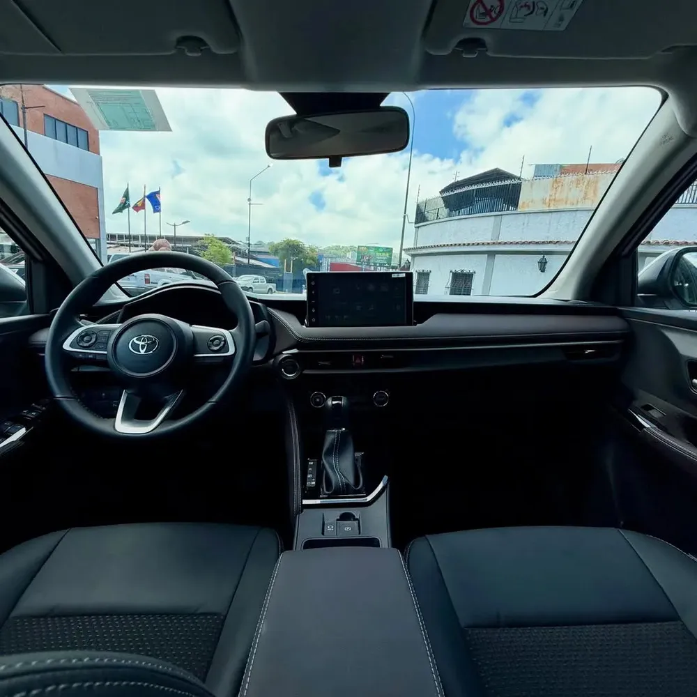 Vista 6 del vehículo: Toyota Yaris