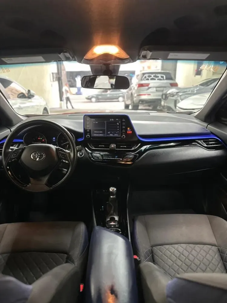 Vista 8 del vehículo: Toyota Ch-r