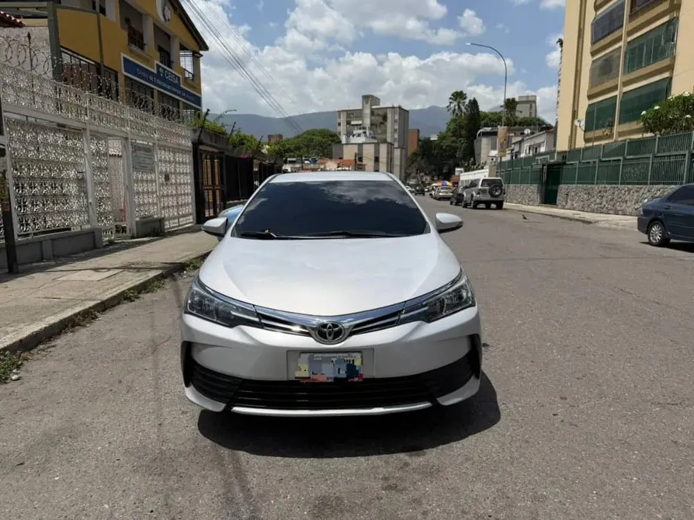Vista 5 del vehículo: Toyota Corolla
