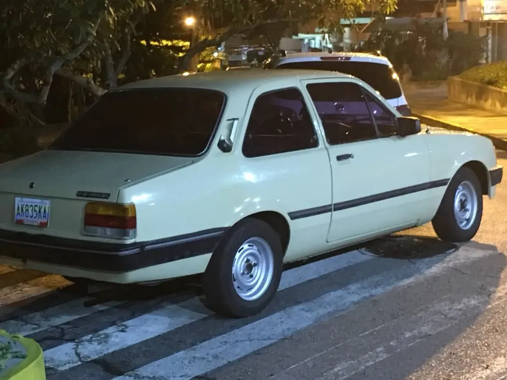 Vista 2 del vehículo: Chevette Jr.