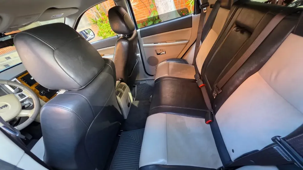 Vista 6 del vehículo: Jeep Cherokee
