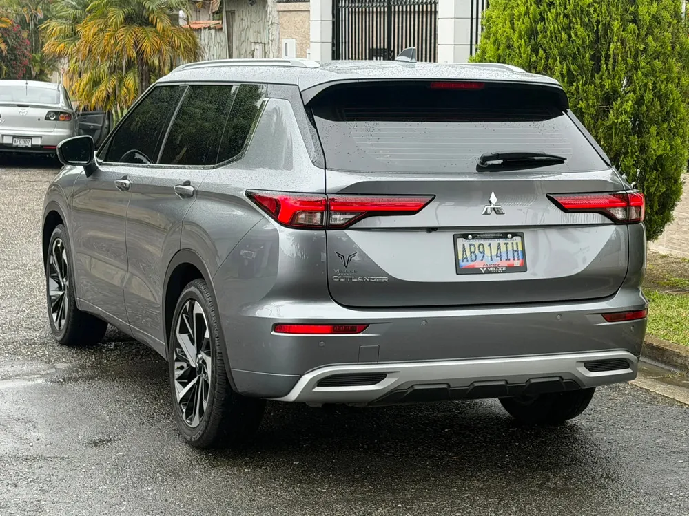 Vista 6 del vehículo: Mitsubishi Outlander