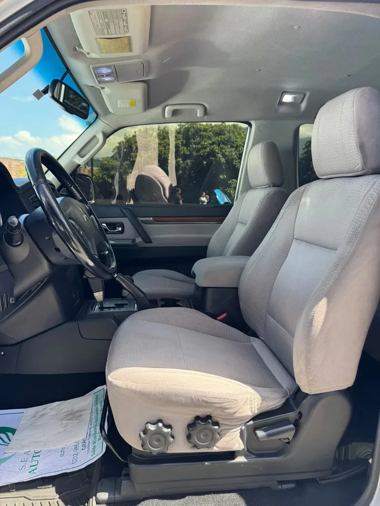 Vista 12 del vehículo: Mitsubishi Montero