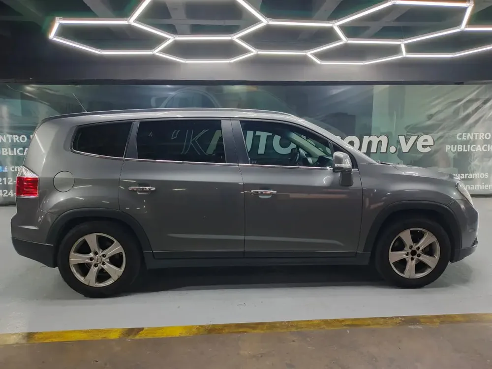 Vista 3 del vehículo: Chevrolet Orlando