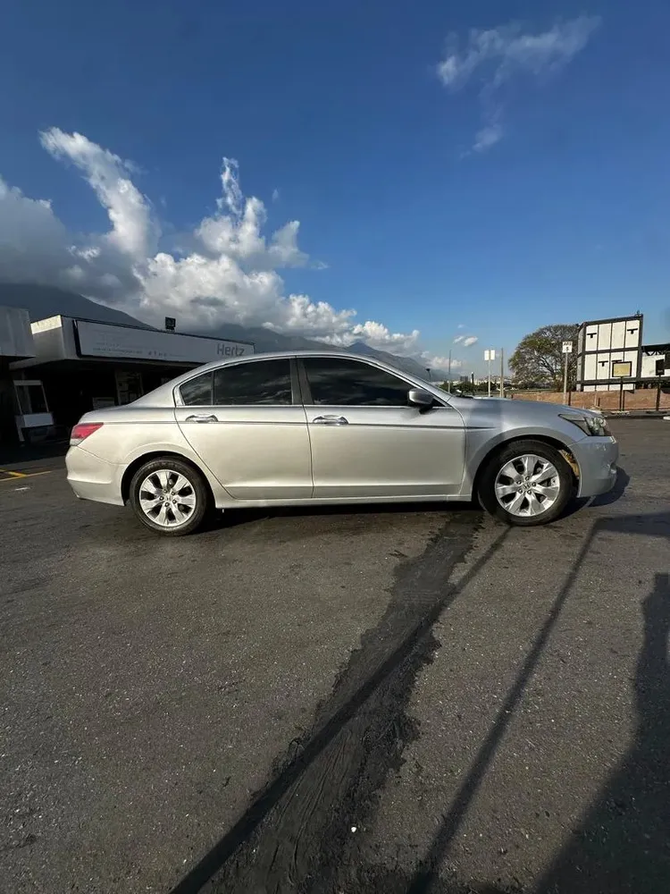 Vista 3 del vehículo: Honda Accord