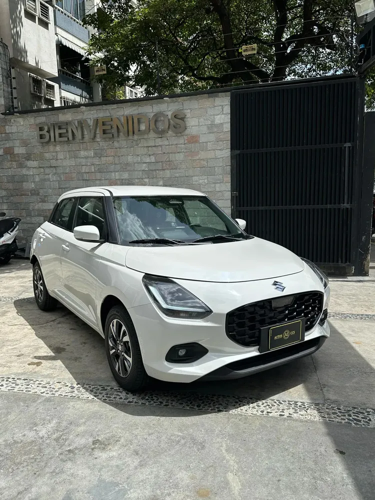 Vista 8 del vehículo: Suzuki Swift