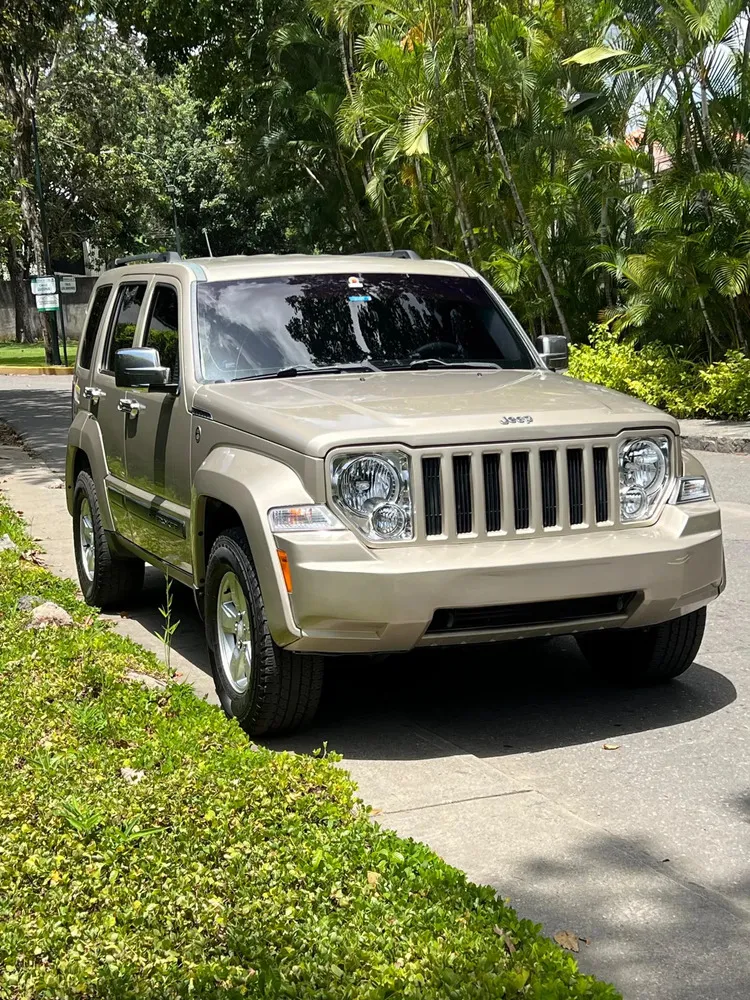 Vista 5 del vehículo: Jeep Cherokee