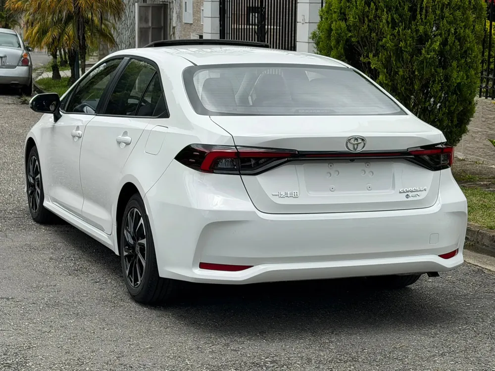Vista 5 del vehículo: Toyota Corolla