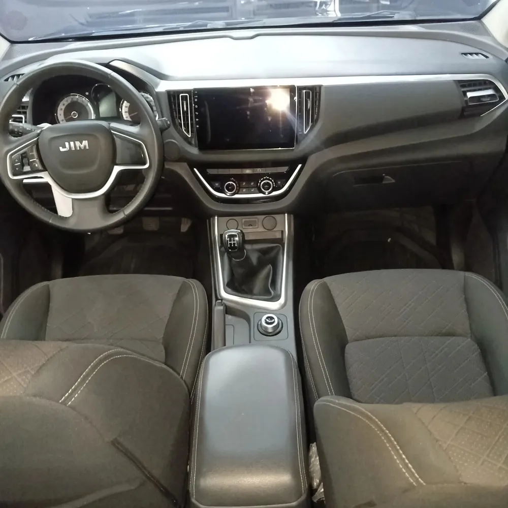 Vista 3 del vehículo: Jeep Remax