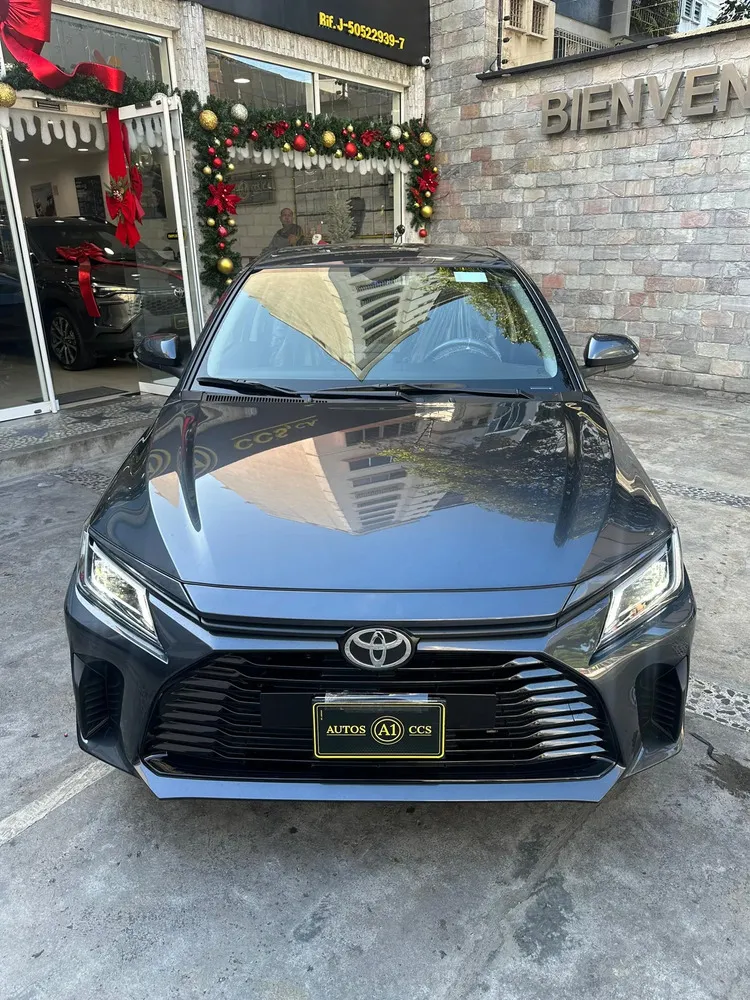 Vista 5 del vehículo: Toyota Yaris