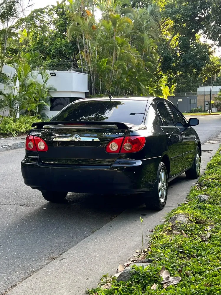 Vista 7 del vehículo: Toyota Corolla