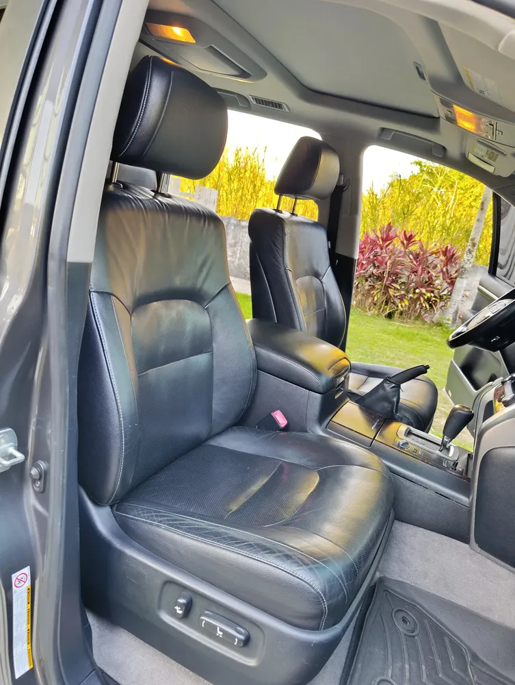 Vista 16 del vehículo: Toyota Land