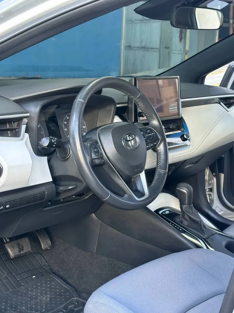 Vista 10 del vehículo: Toyota Corolla