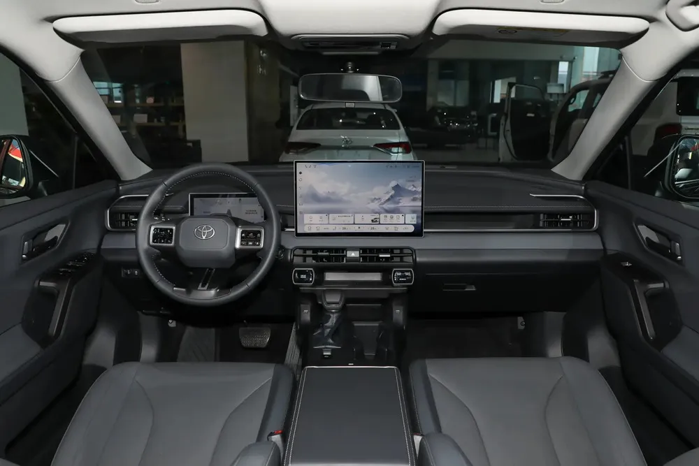 Vista 9 del vehículo: Toyota Rav4