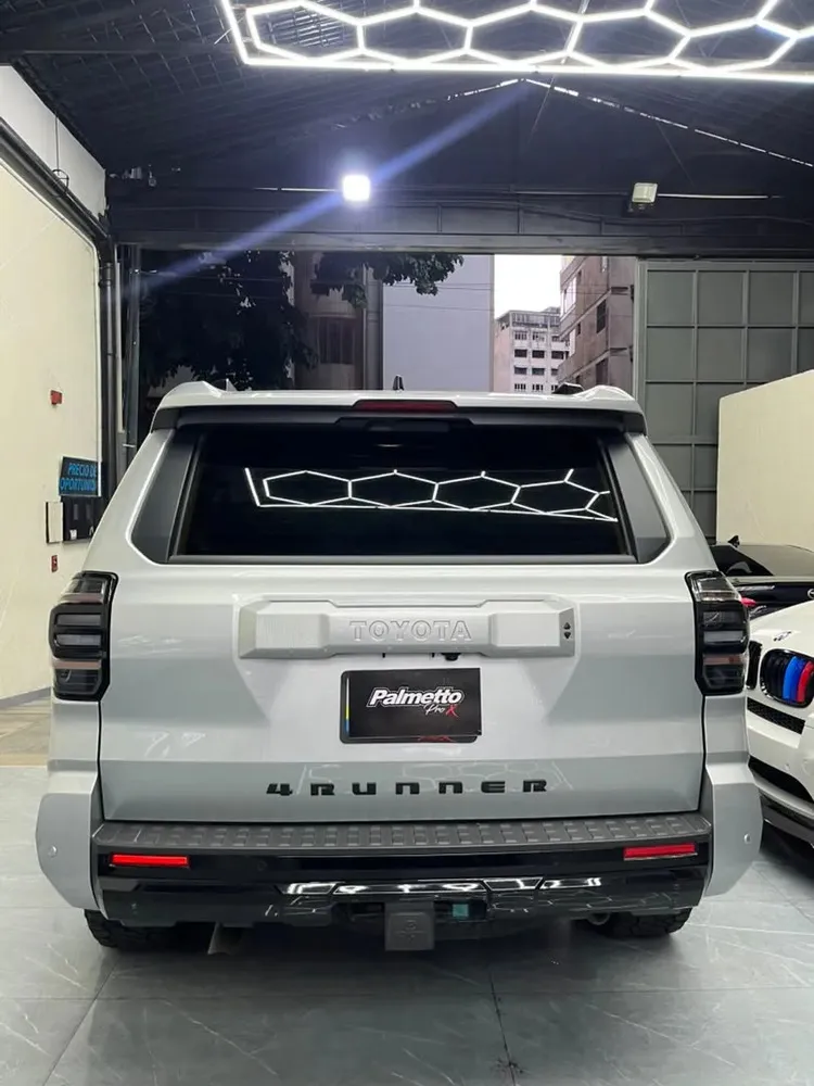Vista 13 del vehículo: Toyota 4runner