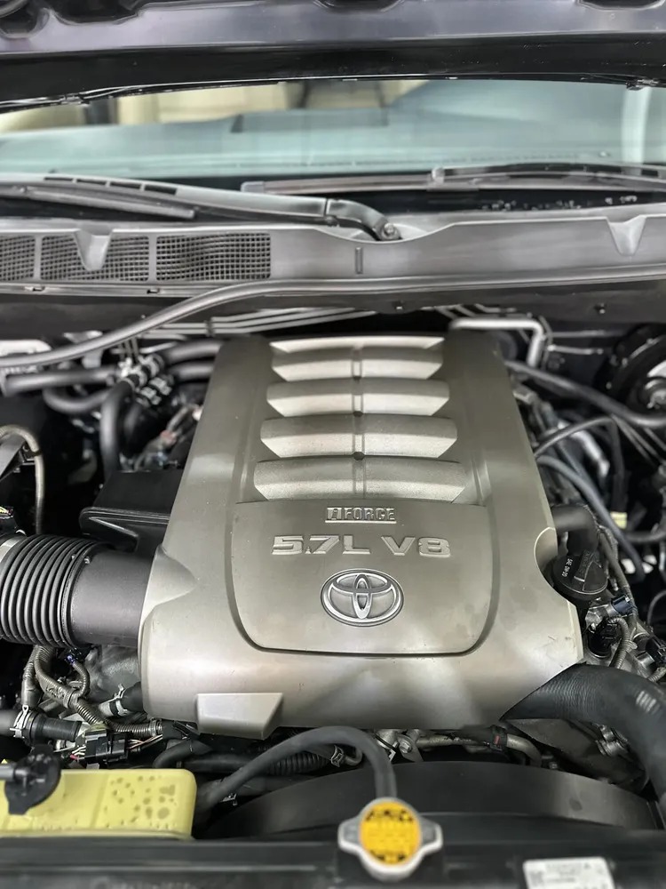 Vista 4 del vehículo: Toyota Sequoia