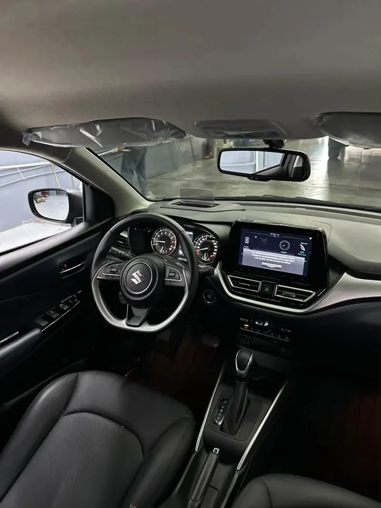 Vista 9 del vehículo: Suzuki Baleno