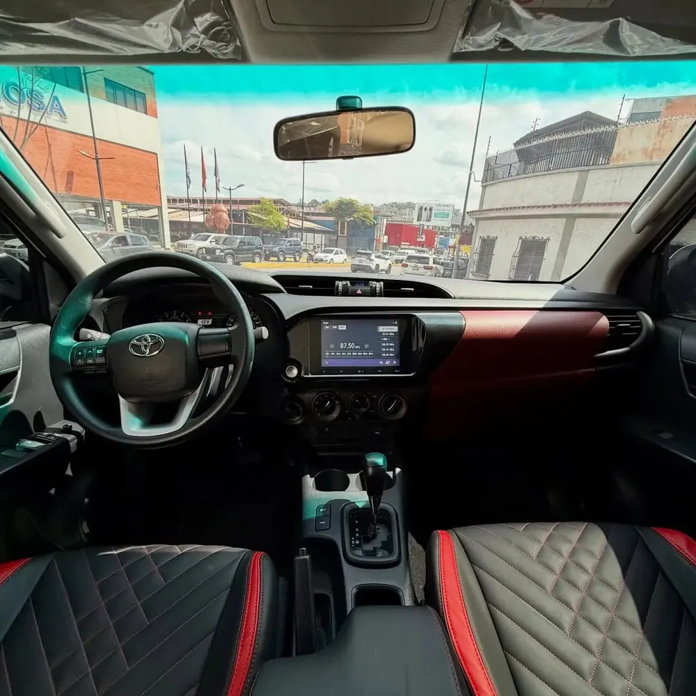 Vista 6 del vehículo: Toyota Hilux