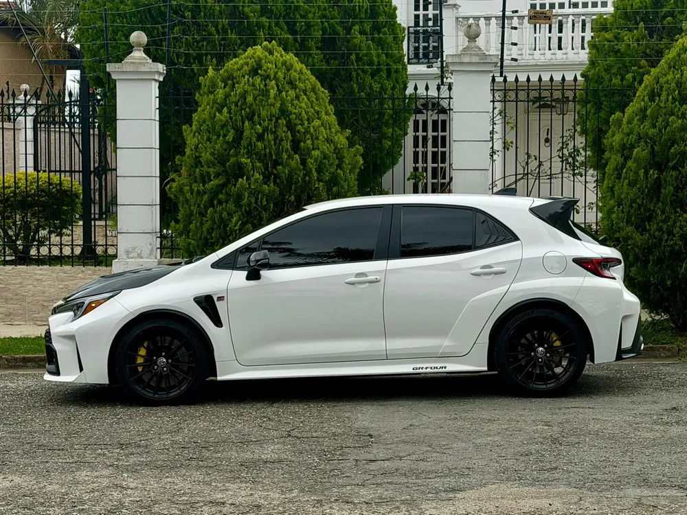 Vista 4 del vehículo: Toyota Corolla